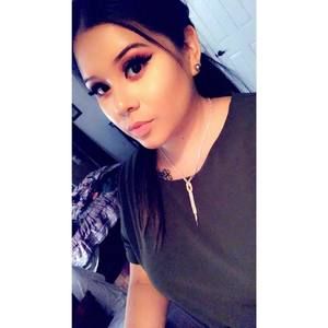 Meet your Posher, Vanessa